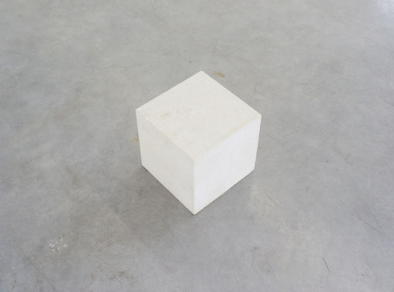 <p>stanley brouwn</p>